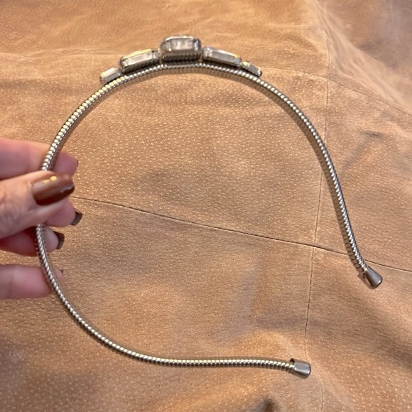 HENRI BENDEL LUXURY SILVER/CRYSTAL HEADBAND - Picture 7 of 8
